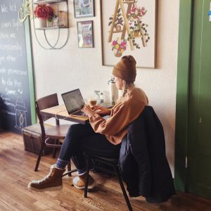 Auric Gallery Owners